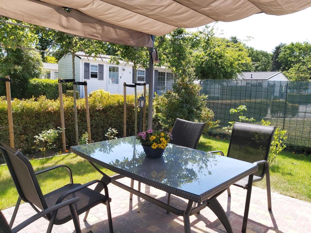 Bospareltjes Luxe Chalets Alleen Voor Recreatie Oisterwijk Exteriér fotografie